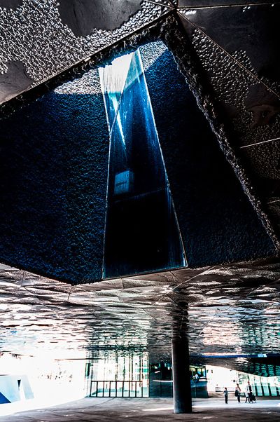 Metro Barcelona – Architekturfotografie Silas Koch